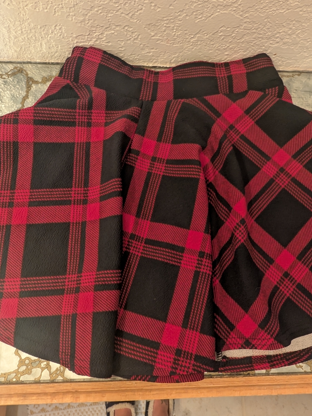Red and Black Plaid Flared Women's Skirt Size Small